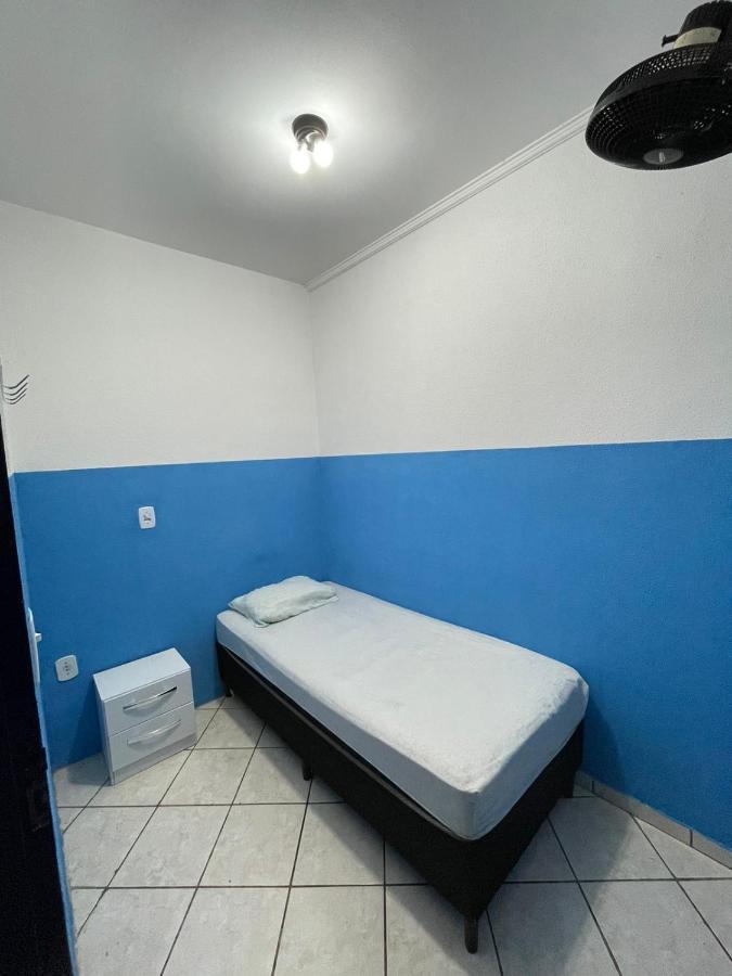 Portaria E Circulacao De Hospedes So Ate 23 Horas - Reabre As 5 Horas - Compartilhado Tompell Hostel Ponta Porã المظهر الخارجي الصورة