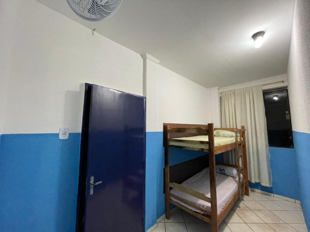 Portaria E Circulacao De Hospedes So Ate 23 Horas - Reabre As 5 Horas - Compartilhado Tompell Hostel Ponta Porã المظهر الخارجي الصورة